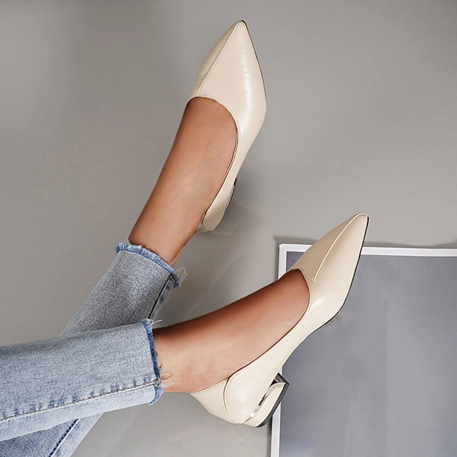 Pointed Toe Slip-On Casual Shoes - stunninglyyou.contact